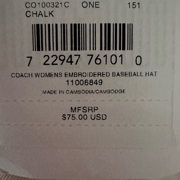 Coach Logo Embroidered Baseball Cap - Picture 8 of 9